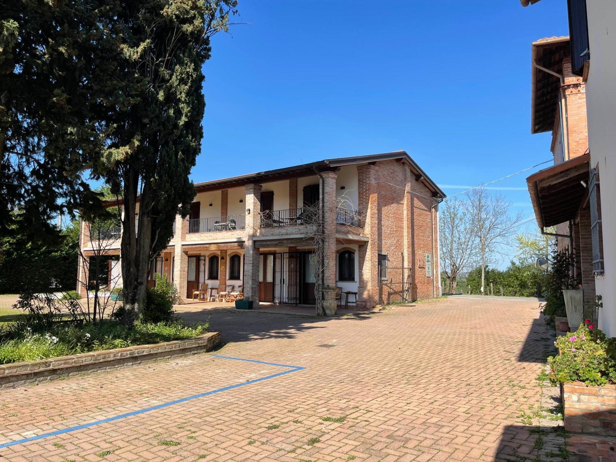 Il Ghiandolino Villa Imola Bagian luar foto