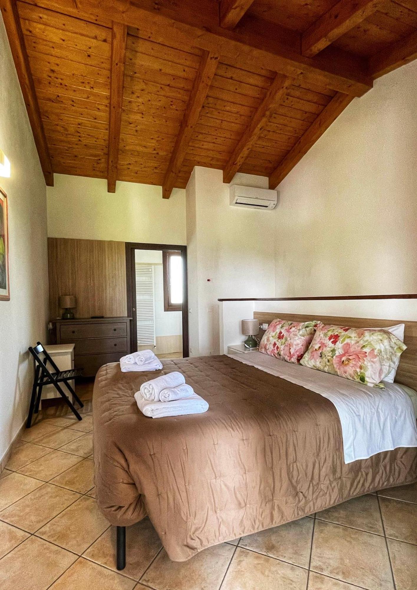 Il Ghiandolino Villa Imola Bagian luar foto