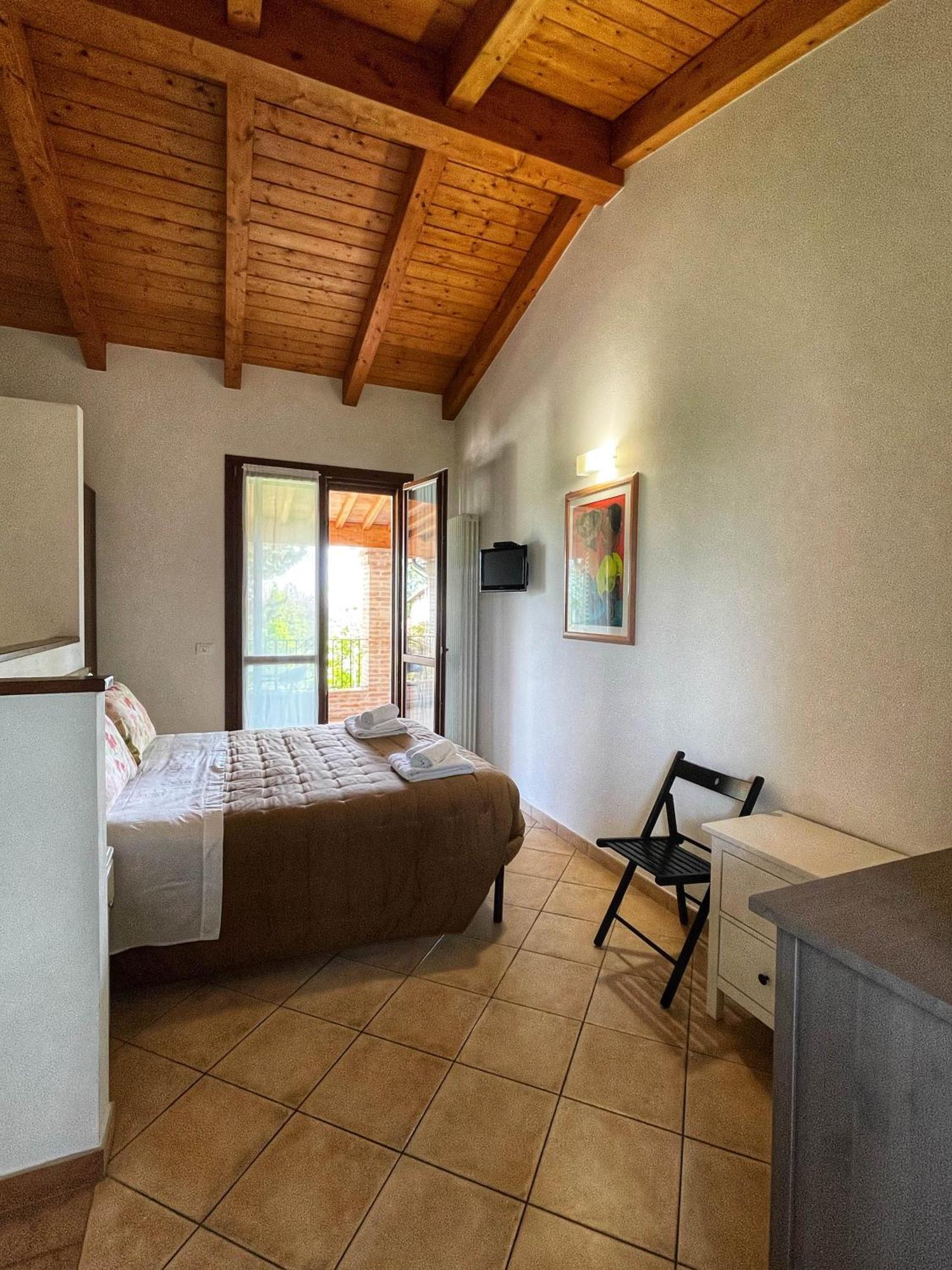 Il Ghiandolino Villa Imola Bagian luar foto