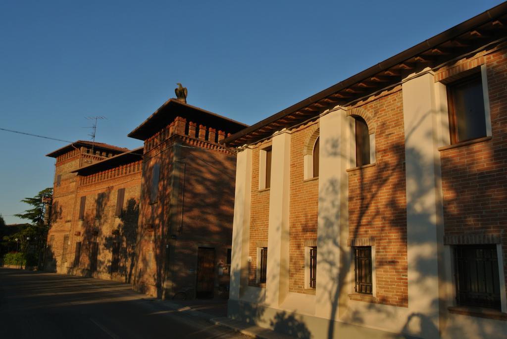 Il Ghiandolino Villa Imola Ruang foto